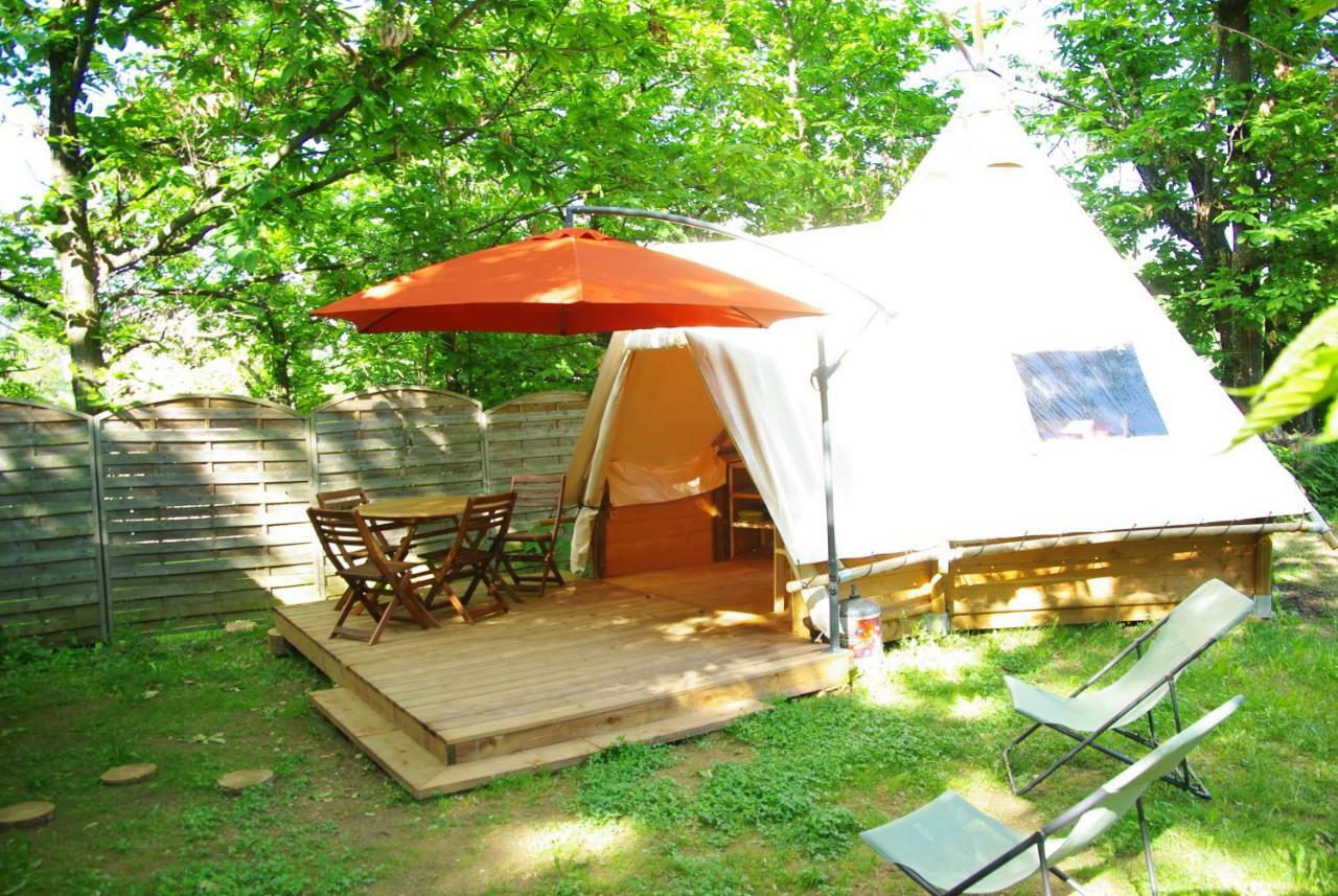Camping La Chataigneraie Gravieres Eksteriør bilde